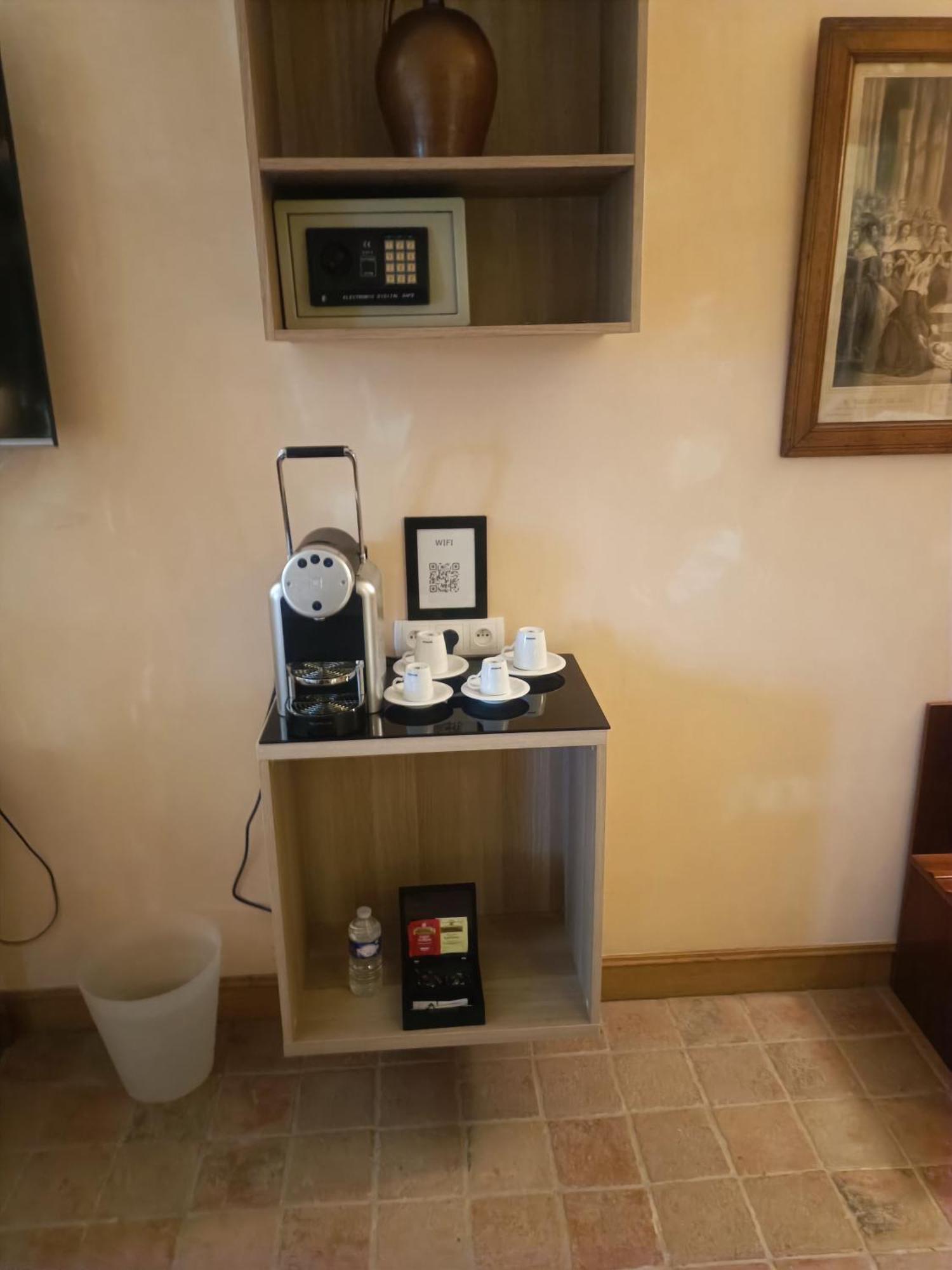 Hostellerie Les Hauts De Sainte Maure エクステリア 写真